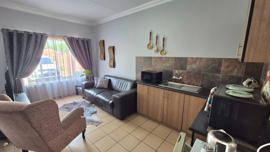 3 Bedroom Property for Sale in Roodia Free State